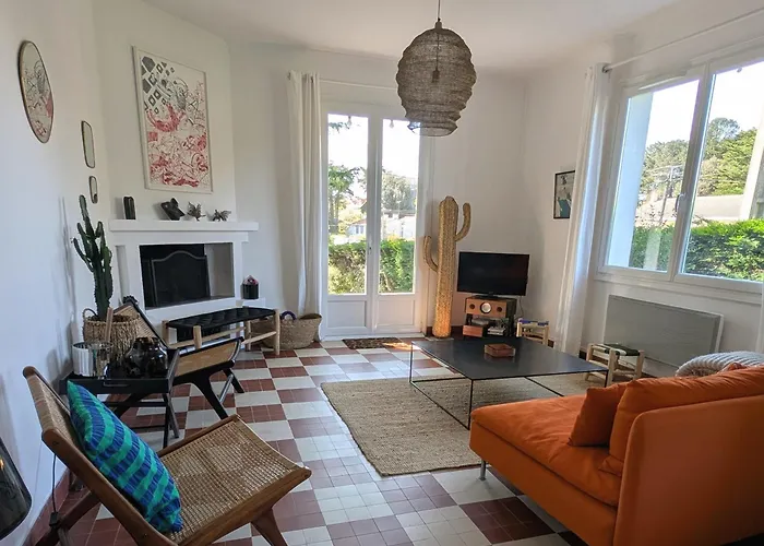 Esprit Entre Jardin & Du Porteau *