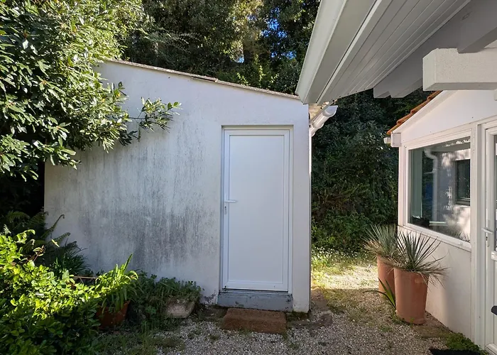 Esprit Entre Jardin&plage Du Porteau Hébergement de vacances *